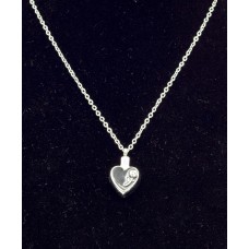 Kegyeleti ékszer szív rózsával