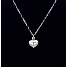 Kegyeleti ékszer szív porcelán festéssel kereszt mintával kövekkel