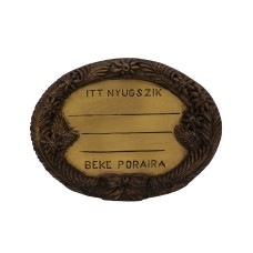 Fejfatábla fautánzatú margarétás