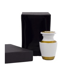 Ereklyetartó fém fehér arany övvel