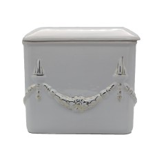 Urna kerámia aranyozott szögletes koszorús fehér Urna kerámia aranyozott szögletes koszorús fehér